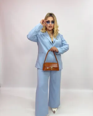 High-waisted pants
