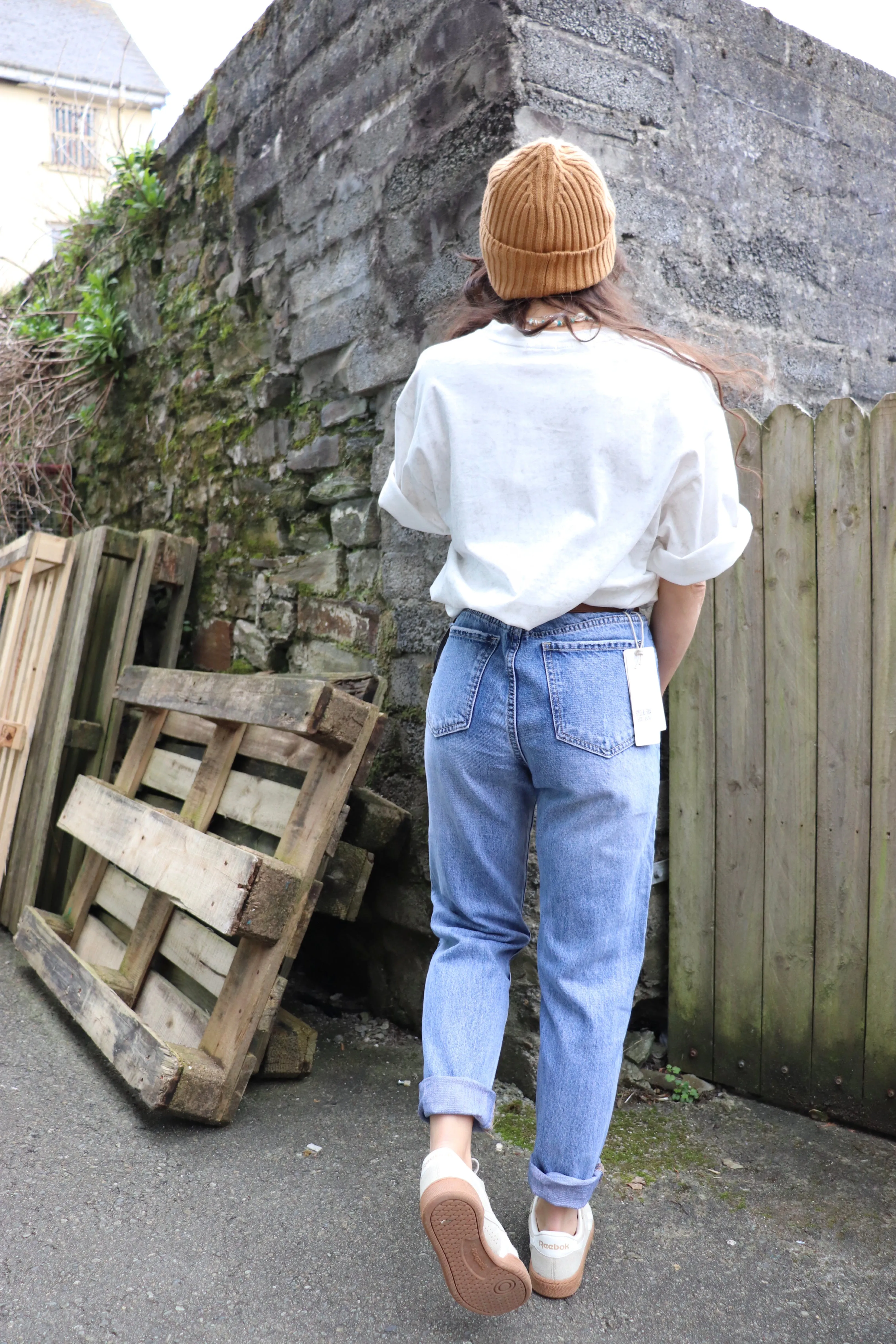 Light denim mom jeans