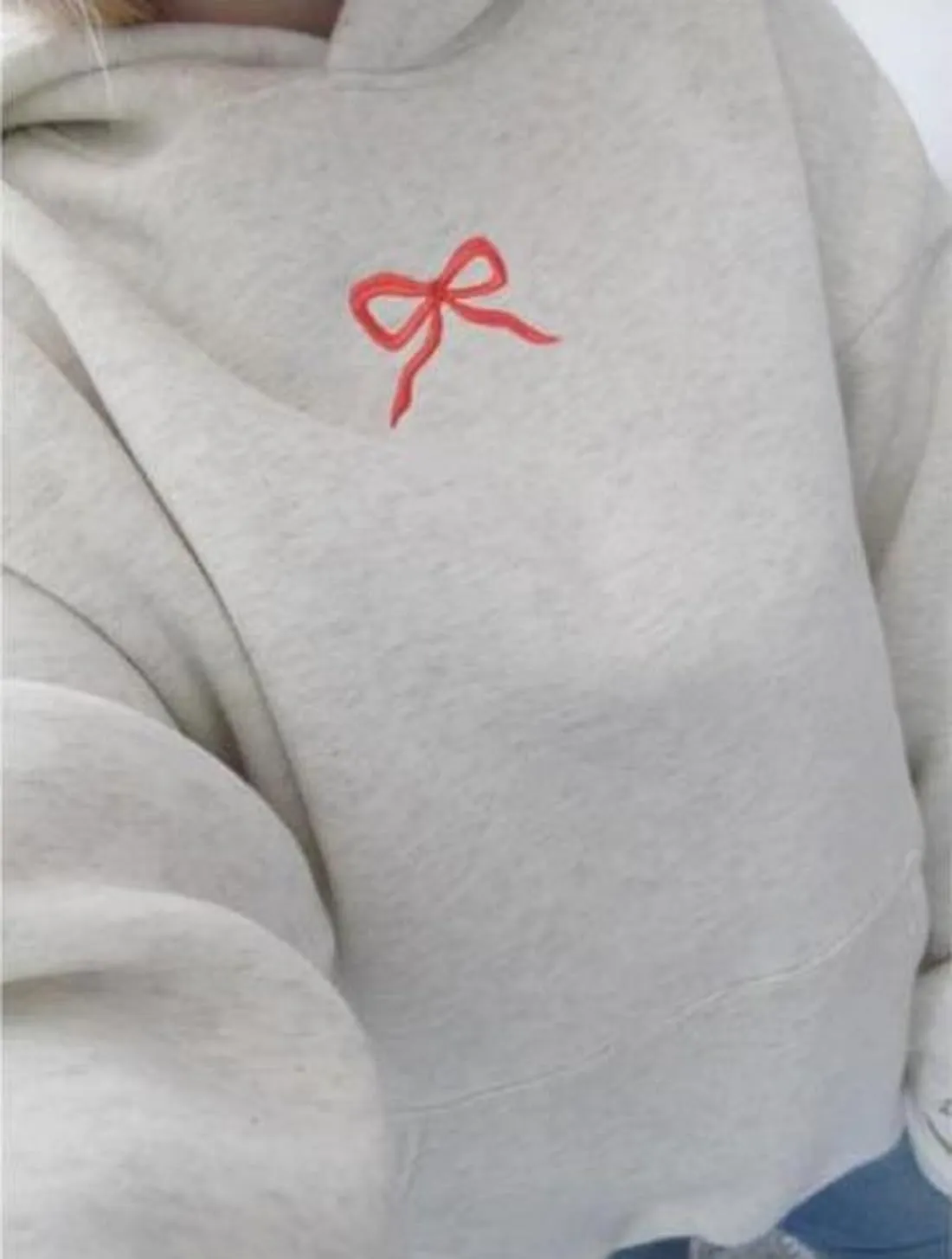 Preppy Embroidery Butterfly Letter Hoodies for Teen Girls Cute Y2k Oversized Graphic Pullover Sweatshirt Top